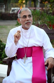 Archbishop roots for unity in Christmas message