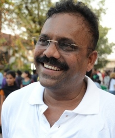 Almeida demands public apology