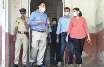 Collector takes stock of quarantine arrangements at Margao TB Hospital
