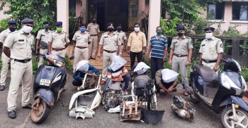 Cuncolim police bust scooter thefts case, recover stolen property