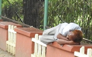 Despite proof of Margao garden benches being a place for anti-socials, no action from authorities