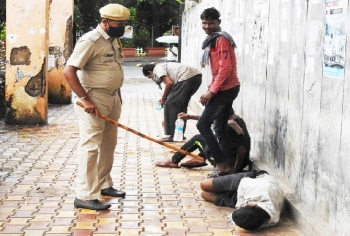 Beggars shunted out from MMC garden benches
