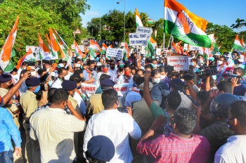 Congress protests Farmer's Act, writes to Prez seeking repeal of ‘3 black laws’