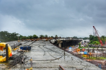 4 of 8 lanes on new Zuari bridge may be thrown open to traffic before next rains