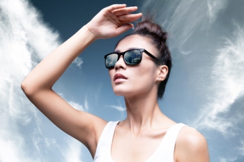 Pollution affects beauty: Second, only to the sun, pollution is the biggest aggressor when it comes to ageing your skin