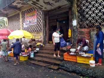 Traditional fish vendors threaten to shut down Aldona market