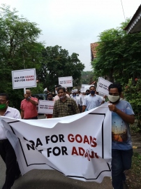 AAP protests against coal transportation <AAP Coal Protest>