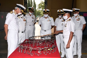 Navy chief visits Goa naval area, reviews facilities