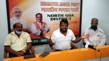 Goans must not vote those playing garbage politics: Lobo