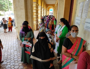 Queues for Griha Aadhar grow long at Margao