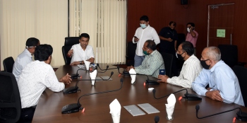 Govt forms Sugarcane farmers facilitation committee for revival