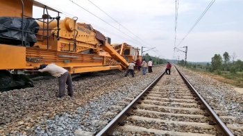 Trains to move faster on Miraj-Vasco route