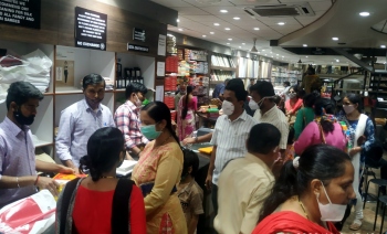 Business booms as Goans zoom to Belagavi for festive shopping