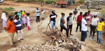 Police show arrogance, use foul language against locals