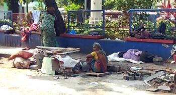Vasco locals irked as beggars squat near railway station