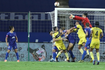 Hyderabad, Bengaluru play out drab draw