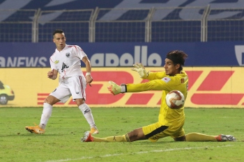 Machado stars as NorthEast hold Bengaluru 2-2