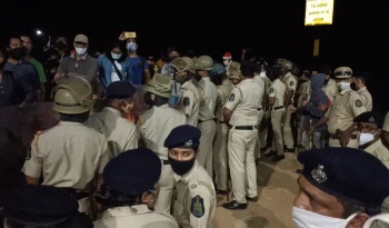 Tension in Arossim after police move away anti-track-doubling protesters from tracks