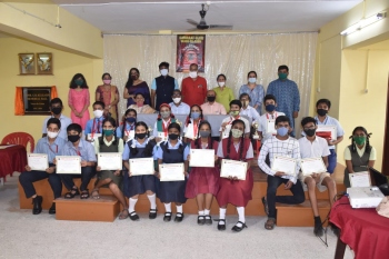 St Therese's High School wins 2nd place at Samraat Club's 'Goa Quiz'