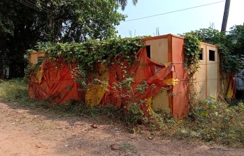 A year on, Rs 55 lakh changing room cum toilet block lies unused at Nerul beach