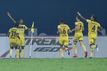 Hyderabad bounce back with dominant win over Chennaiyin