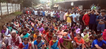 VIOLENCE ERUPTS AT MELAULI; IIT's LOCALS VS POLICE