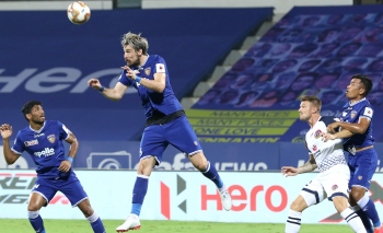 10-man East Bengal earn point against Chennaiyin