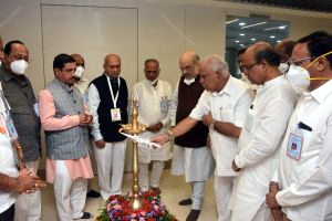 Amit Shah inaugurates KLE Advanced Simulation Centre, Clinical Skills Lab