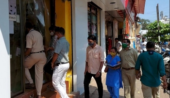 Stringent action against defaulters, including sealing of shops: MMC CO