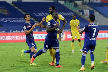 Jahouh blunder hands Chennaiyin point