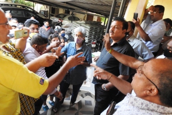 Heated arguments as anti-coal protesters question Nuvem MLA