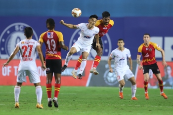 Bengaluru revive playoff hopes with clinical win over EB