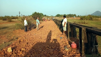 25 years on, Sal Rehab Colony road work begins