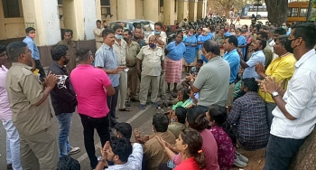 Officers must not take salaries if workers unpaid: Former CO