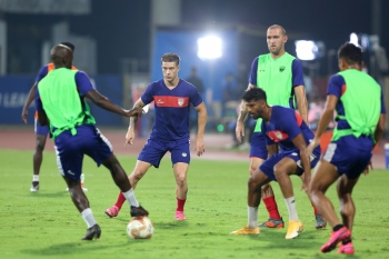 Bagan spar with NorthEast in intense battle to book final spot