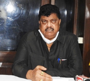 On eve of Zilla by-poll, Churchill throws his weight behind Independent candidate