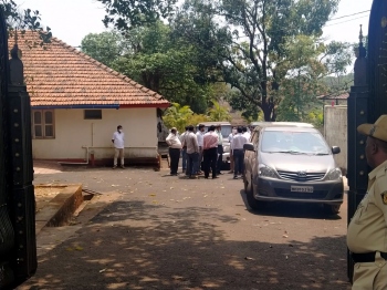 K’taka police bully Goa WRD staff, confiscate their IDs at Kankumbi