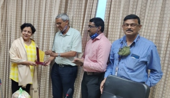 GHS Morpirla Headmistress felicitated