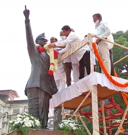 Maidan beautification project in limbo even as govt commemorates Lohia’s birth jubilee