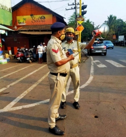 Margao cops spread awareness on complying with Covid norms