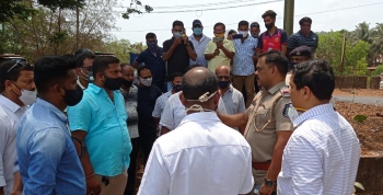 Day 2: Truckers continue agitation at Pernem