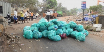 MLA leaves waste at Sonsodo entrance after civic officials refuse to accept it