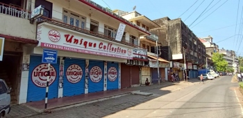 Grinding halt to hustle & bustle in the port town