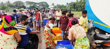 Shutdown stinks with biz outside wholesale fish market