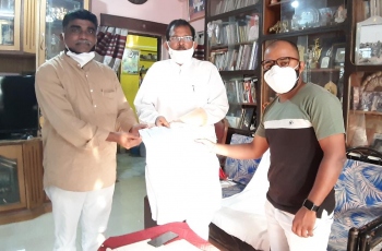 Union minister hands over cheques to Moula-Bhati disaster victims