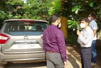 Chicalim Dy Sarpanch offers SUV for use as ambulance