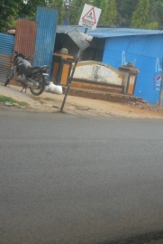 Pedestrian crossing needs stripes