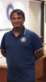 Powar back as Indian women's cricket head coach