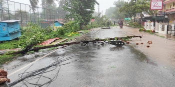 Snapped power lines throw Saxtti villages into darkness