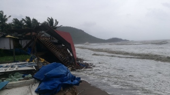 Houses, tourism structures, power poles bear brunt in Canacona